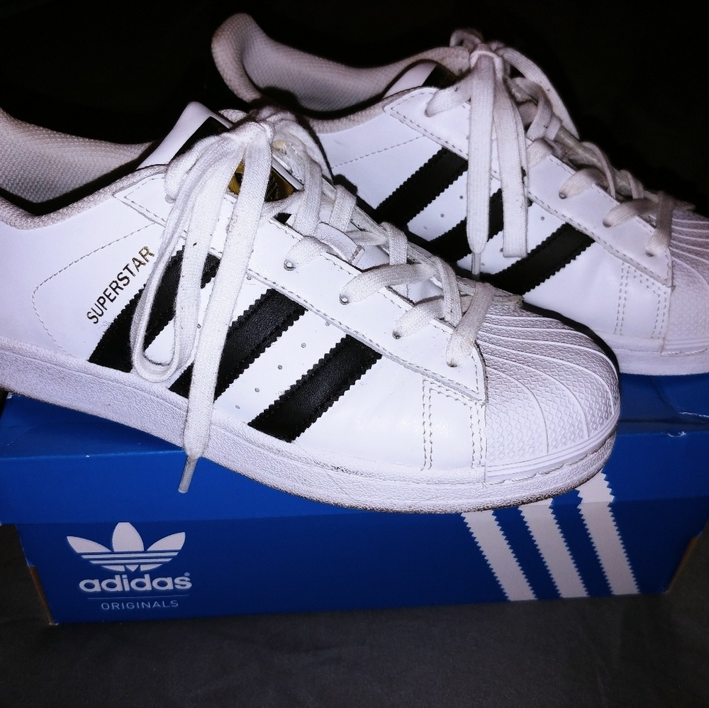 Adidas Superstar J